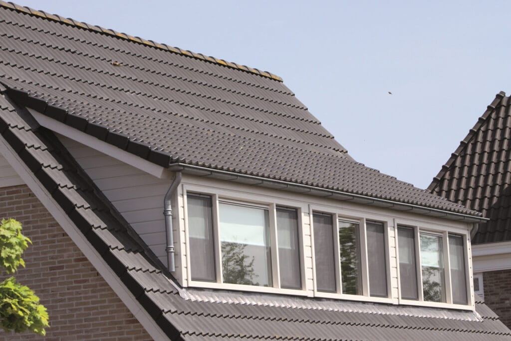 Dakkapel rijtjeshuis schuin afwerking