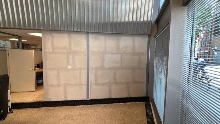 Tussenwand kantoorruimte voor extra privacy