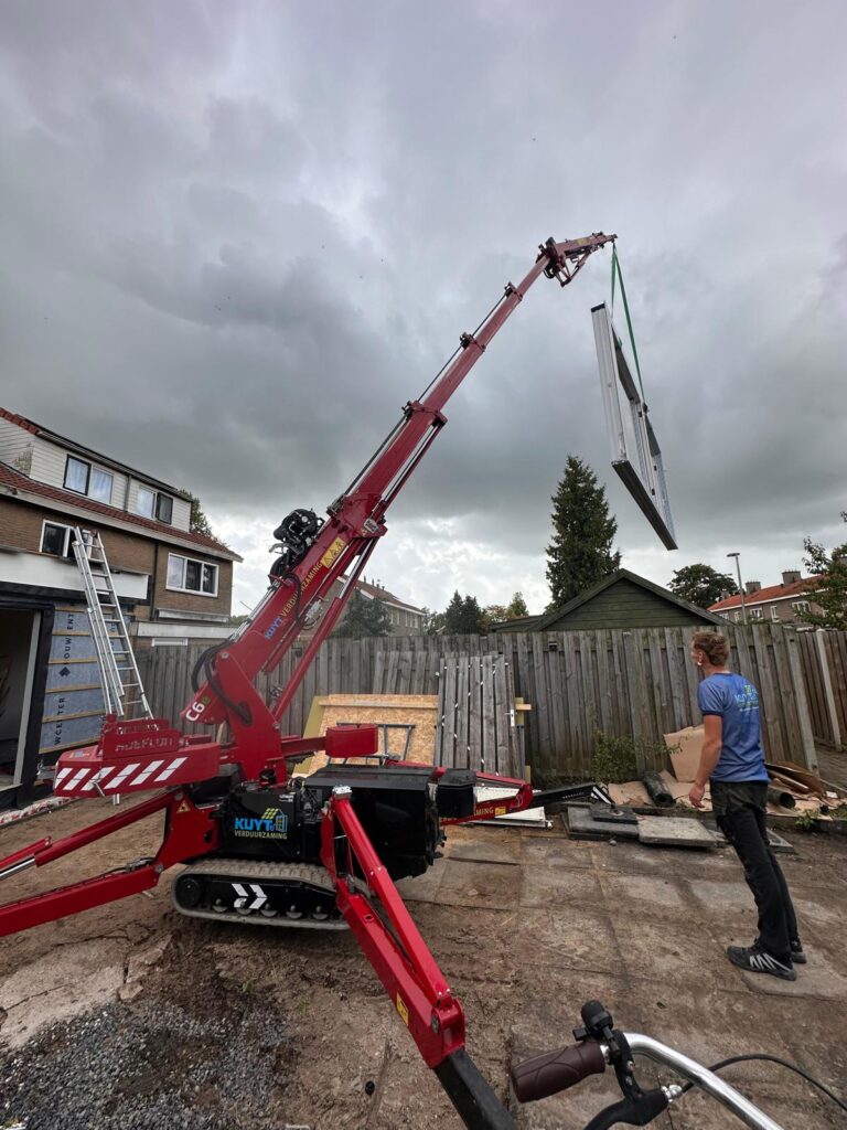 aanbouw tussenwoning plaatsen schuifpui