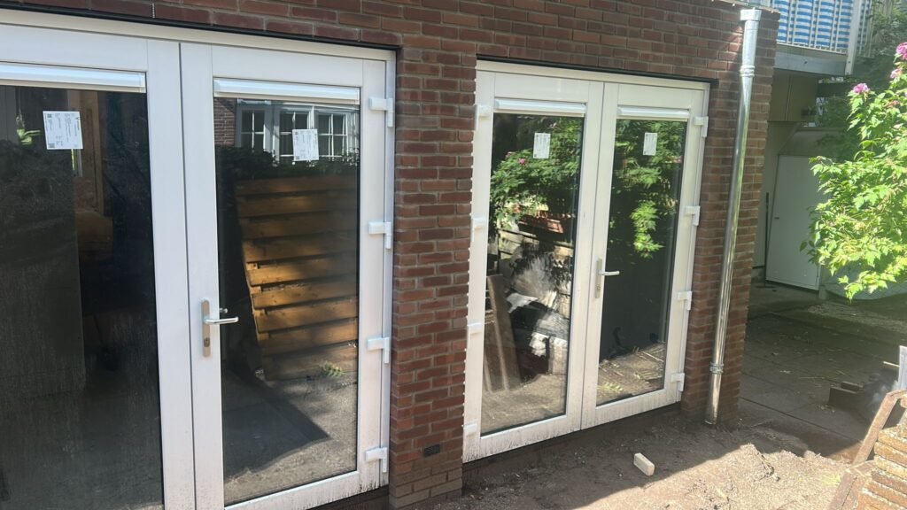 Aanbouw in Amsterdam-Oost dubbele openslaande deuren(19)