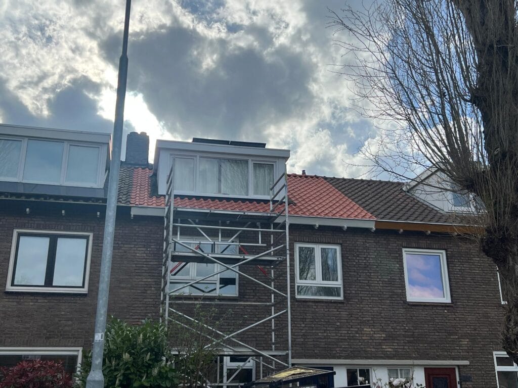 Houten dakkapel in Rotterdam