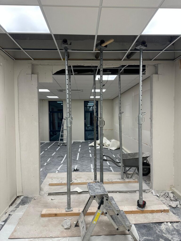 Draagmuur opvangen met staalconstructie